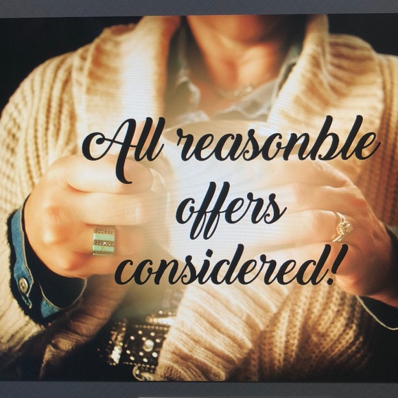 Meet your Posher, Carrie - Picture 2 of 2